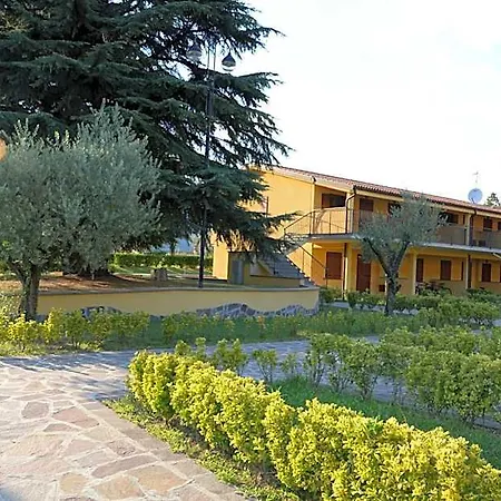 La Perla Hotel
